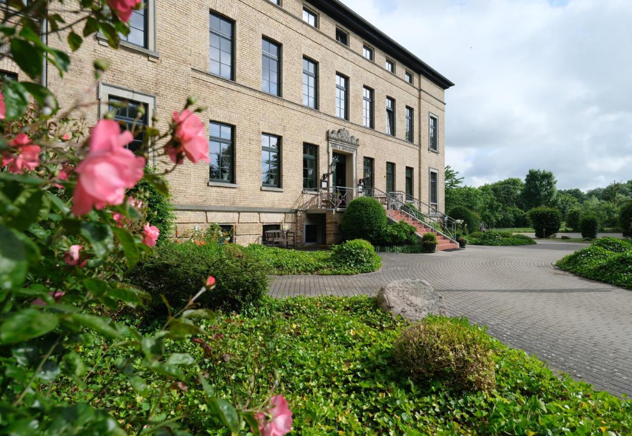 Gutshaus Redewisch Hotel & Restaurant Boltenhagen  Εξωτερικό φωτογραφία