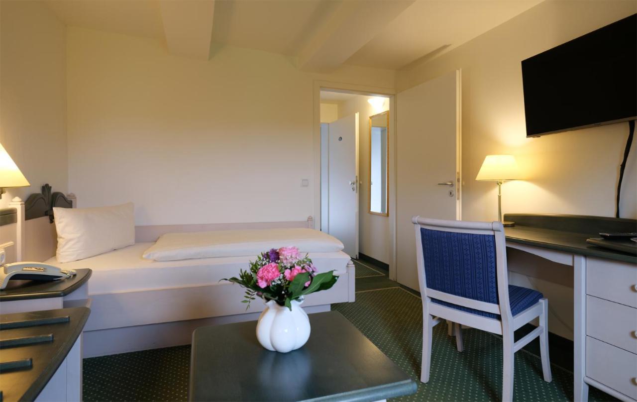 Gutshaus Redewisch Hotel & Restaurant Boltenhagen  Εξωτερικό φωτογραφία