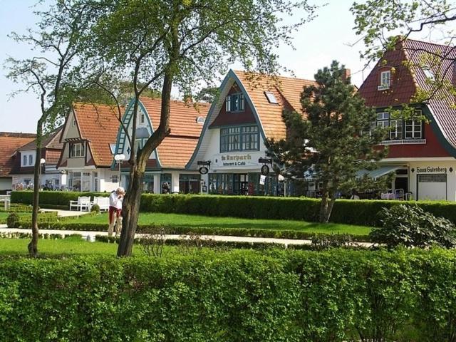 Gutshaus Redewisch Hotel & Restaurant Boltenhagen  Εξωτερικό φωτογραφία
