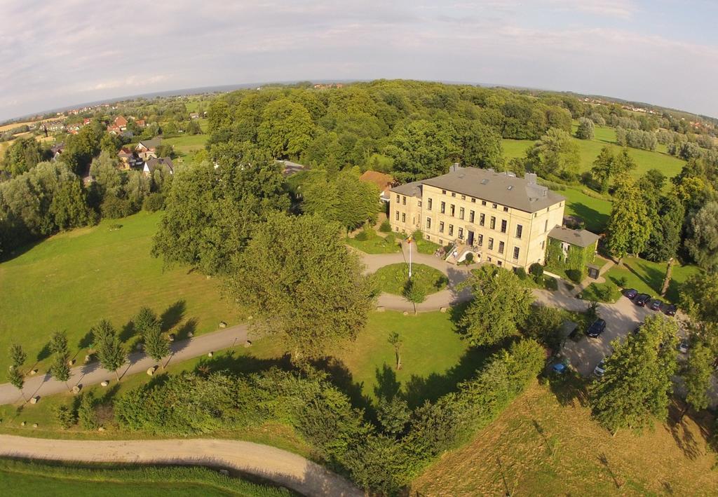 Gutshaus Redewisch Hotel & Restaurant Boltenhagen  Εξωτερικό φωτογραφία