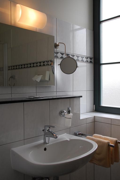 Gutshaus Redewisch Hotel & Restaurant Boltenhagen  Εξωτερικό φωτογραφία