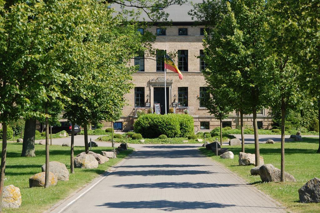 Gutshaus Redewisch Hotel & Restaurant Boltenhagen  Εξωτερικό φωτογραφία